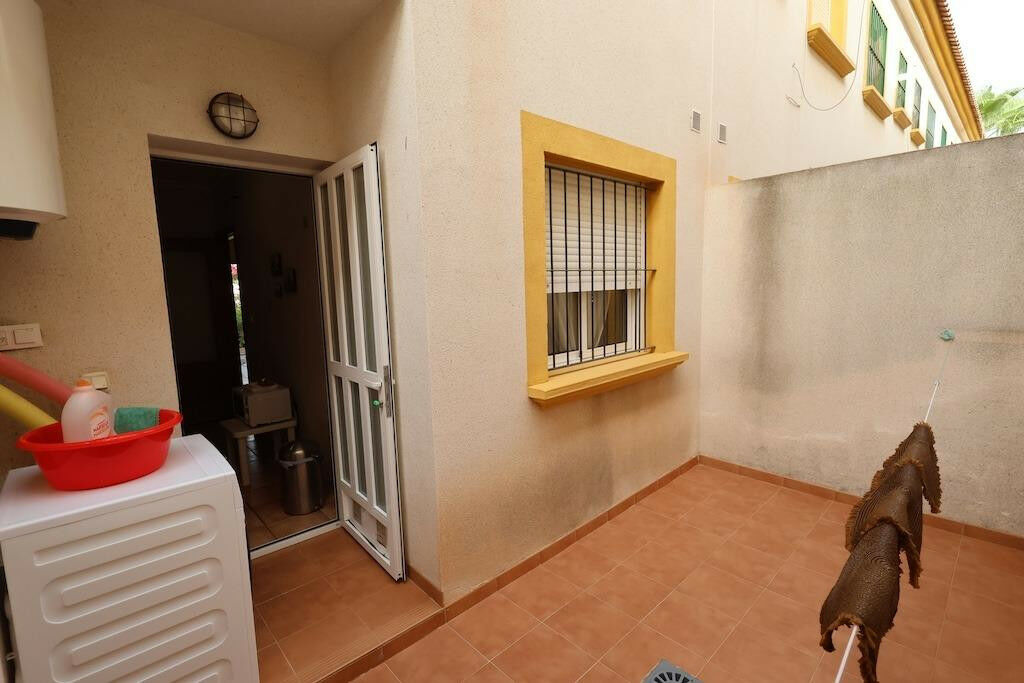 Detached Villa Cabo Roig Alicante - image 17