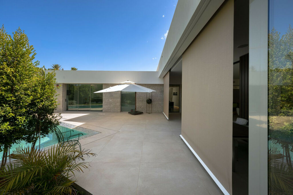 Detached Villa Marbesa Málaga - image 17