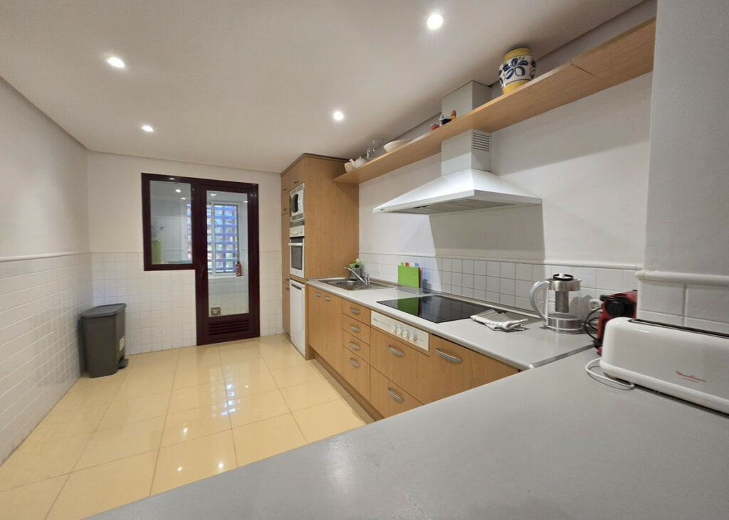 Ground Floor Apartment La Mairena Málaga - image 18
