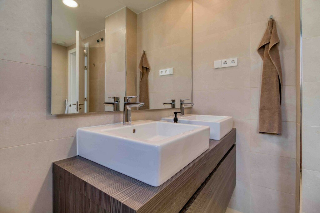 Middle Floor Apartment Fuengirola Málaga - image 17