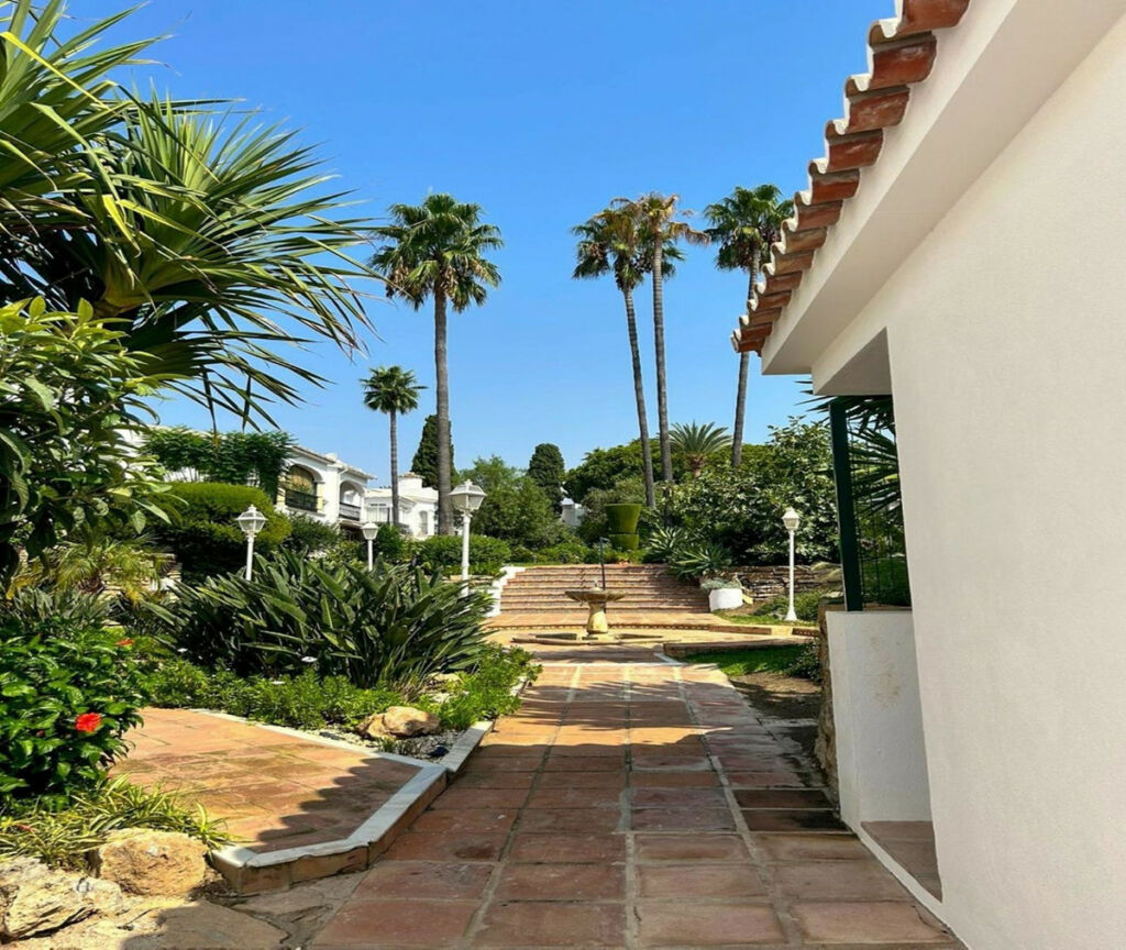 Ground Floor Apartment Benavista Málaga - image 17