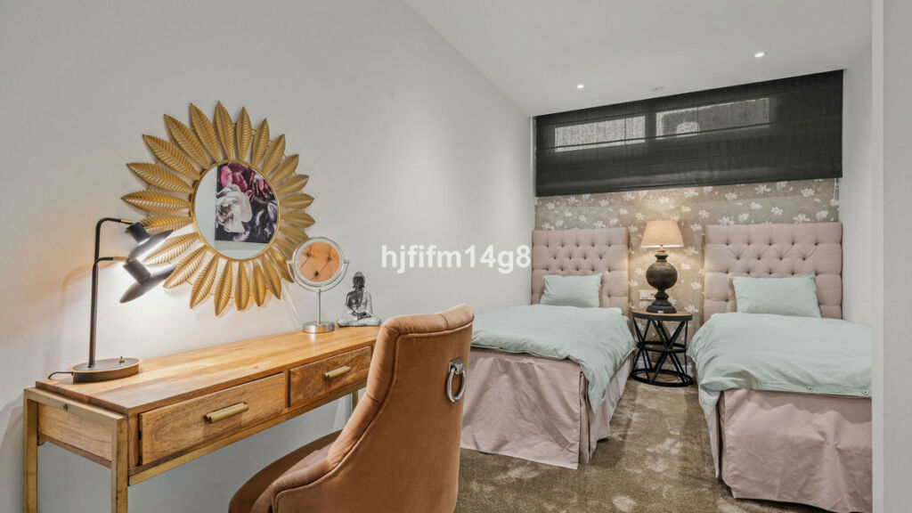 Detached Villa San Pedro de Alcántara Málaga - image 17
