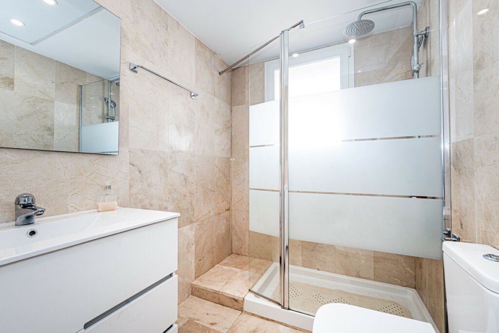 Middle Floor Apartment Marbella Málaga - image 17