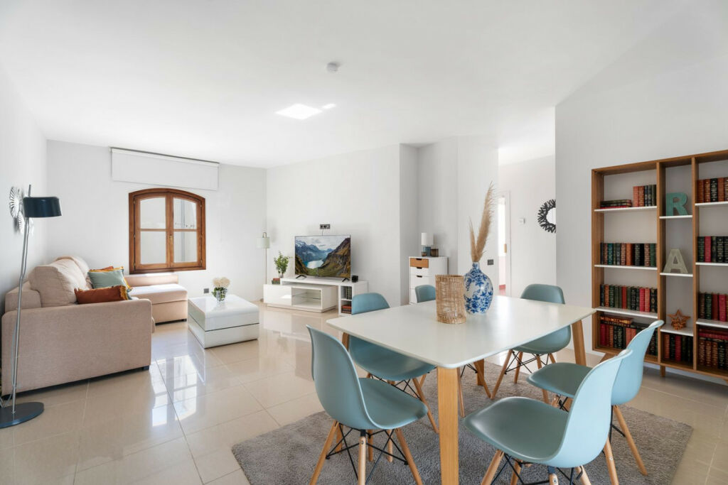 Middle Floor Apartment Puerto Banús Málaga - image 17