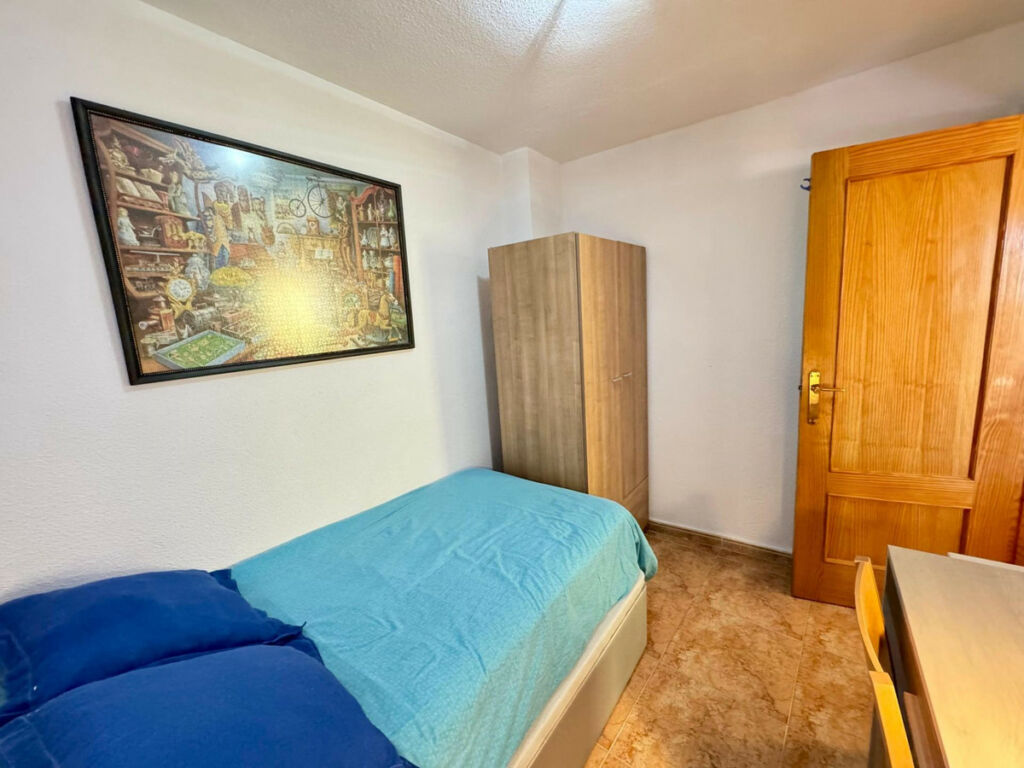 Penthouse Torrevieja Alicante - image 17