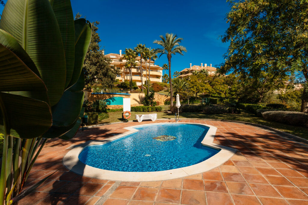Middle Floor Apartment Elviria Málaga - image 17