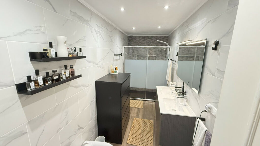 Detached Villa La Zenia Alicante - image 17