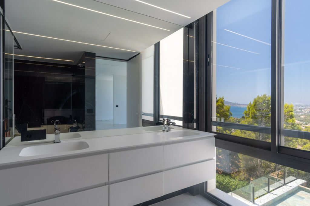 Detached Villa Altea Alicante - image 17
