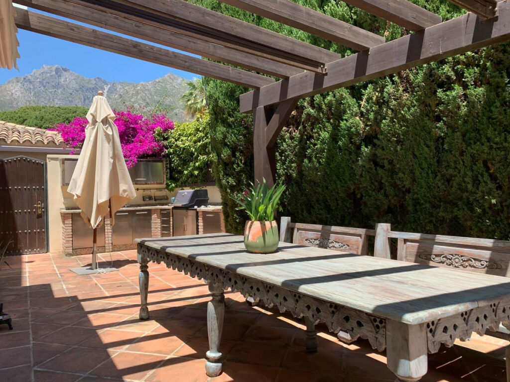 Detached Villa Sierra Blanca Málaga - image 17