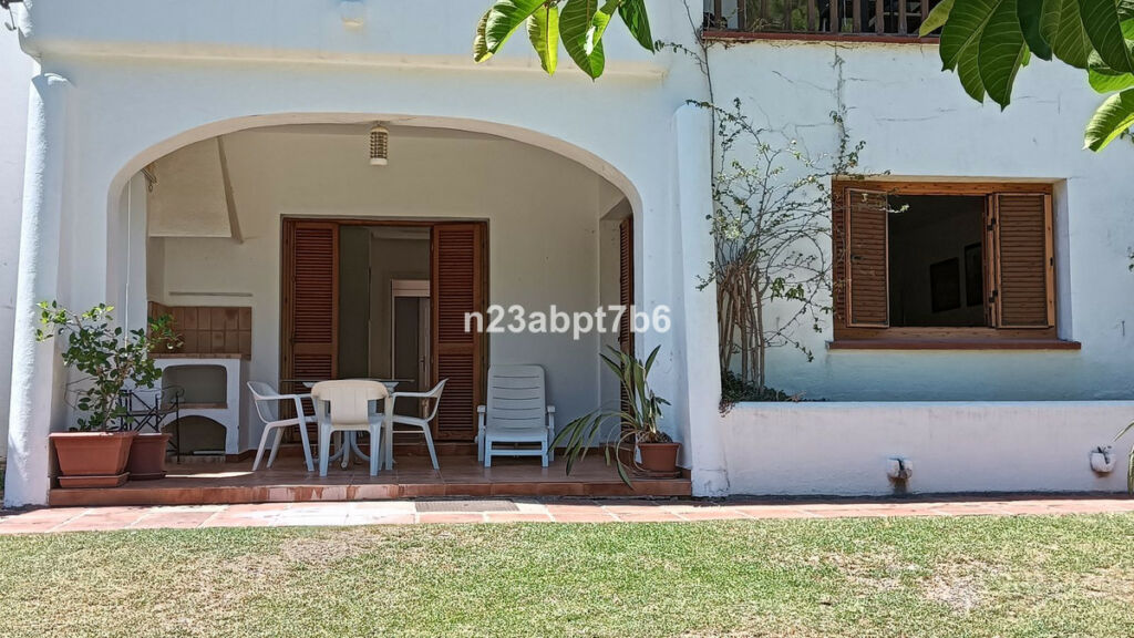 Ground Floor Apartment Nueva Andalucía Málaga - image 17