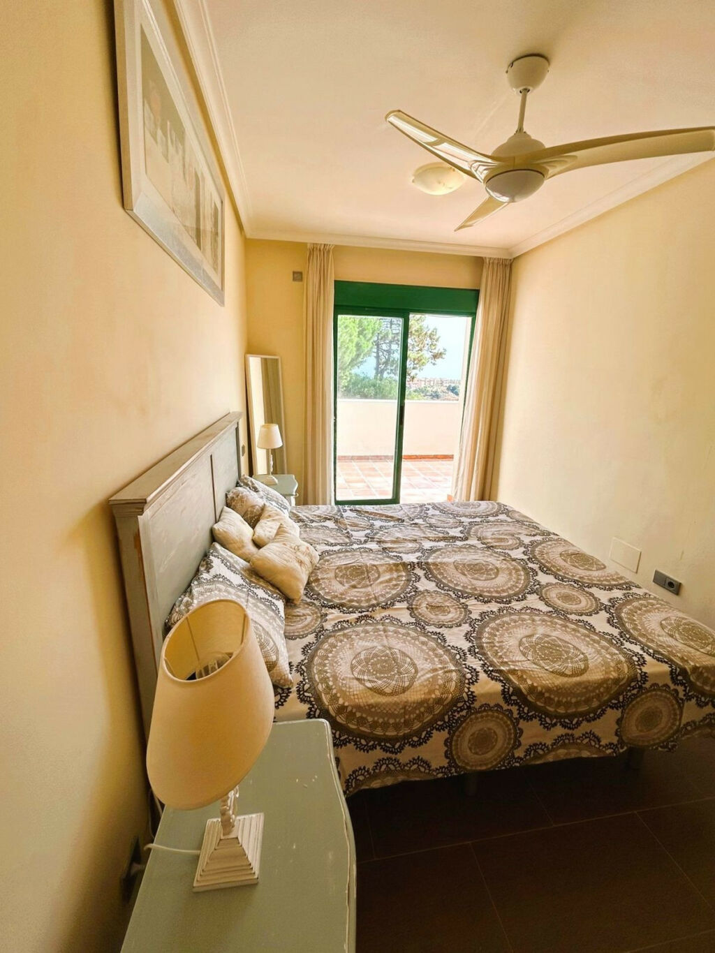 Middle Floor Apartment Selwo Málaga - image 17
