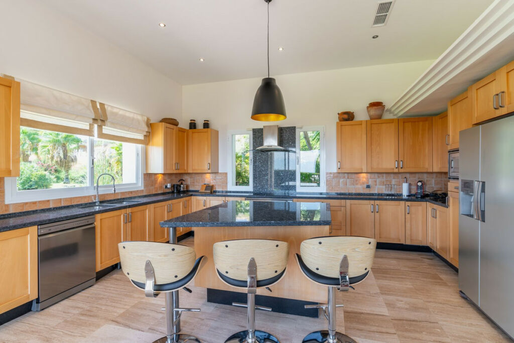 Detached Villa Benahavís Málaga - image 17