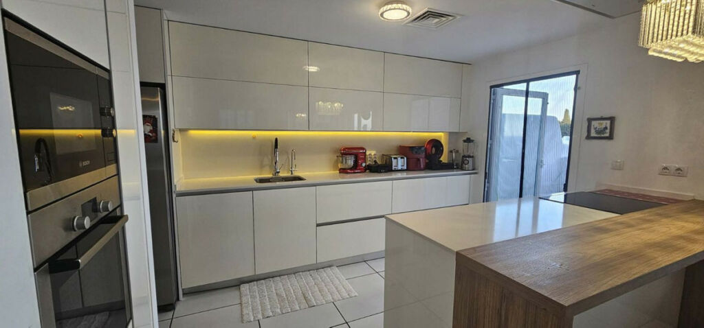 Detached Villa Benalmadena Málaga - image 17