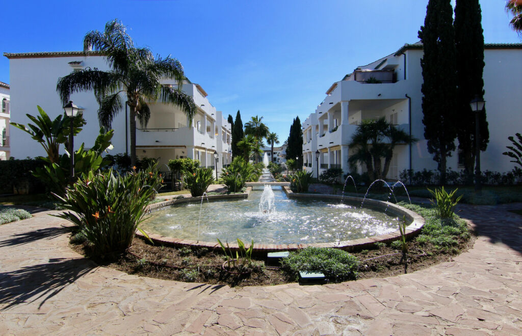 Top Floor Apartment El Presidente Málaga - image 17