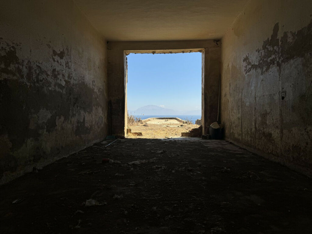 Land with Ruin Tarifa Cádiz - image 17