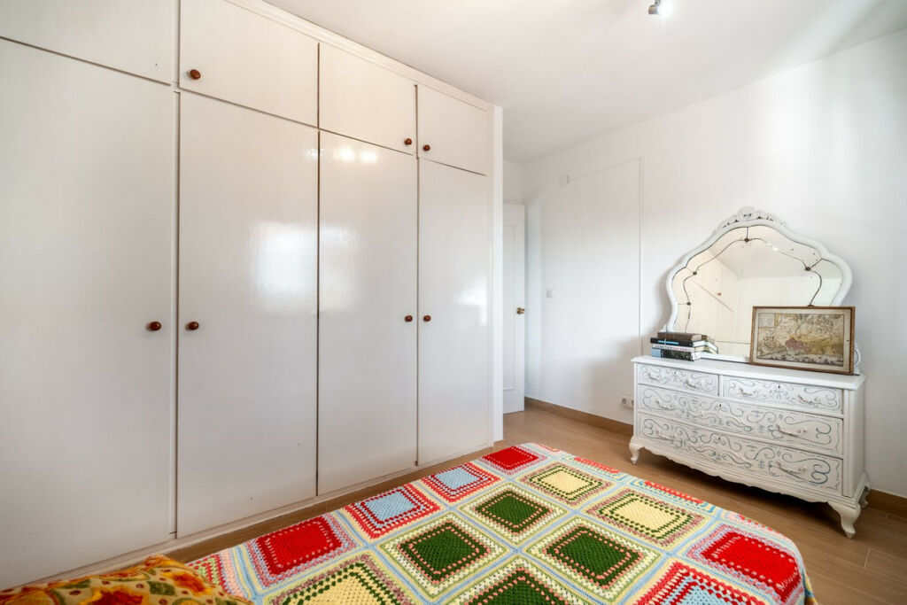 Detached Villa La Viñuela Málaga - image 17