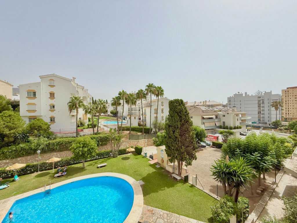 Middle Floor Apartment Torreblanca Málaga - image 17