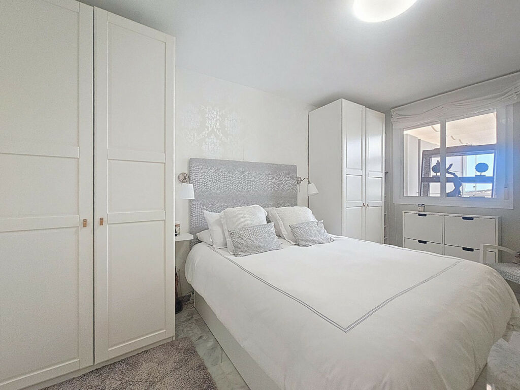 Penthouse Casares Málaga - image 17