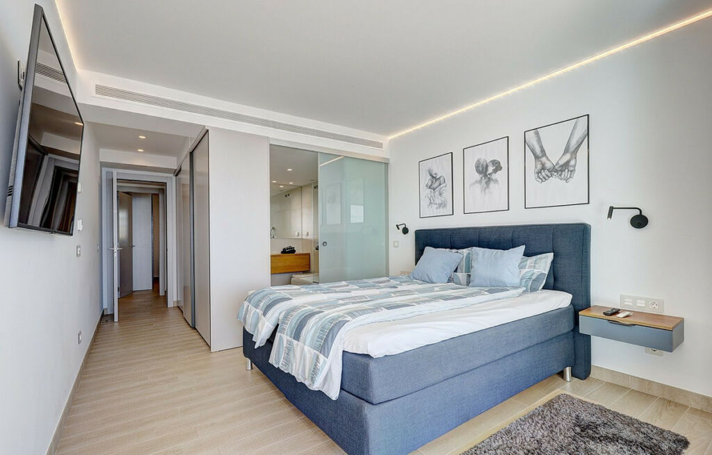 Middle Floor Apartment Fuengirola Málaga - image 17