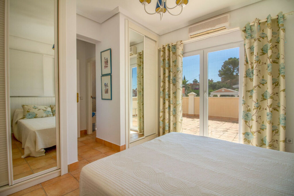 Detached Villa Calpe Alicante - image 17