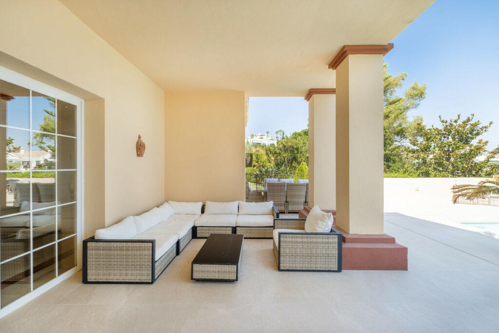 Detached Villa Benahavís Málaga - image 17