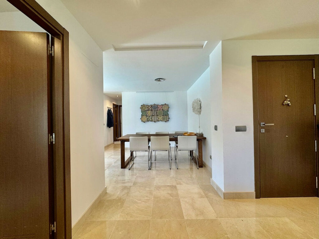 Ground Floor Apartment La Mairena Málaga - image 17
