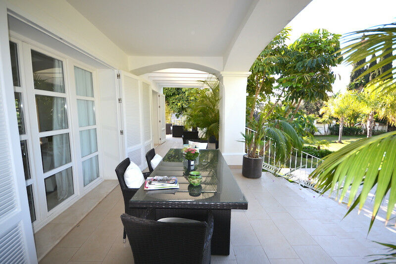 Detached Villa Nueva Andalucía Málaga - image 17