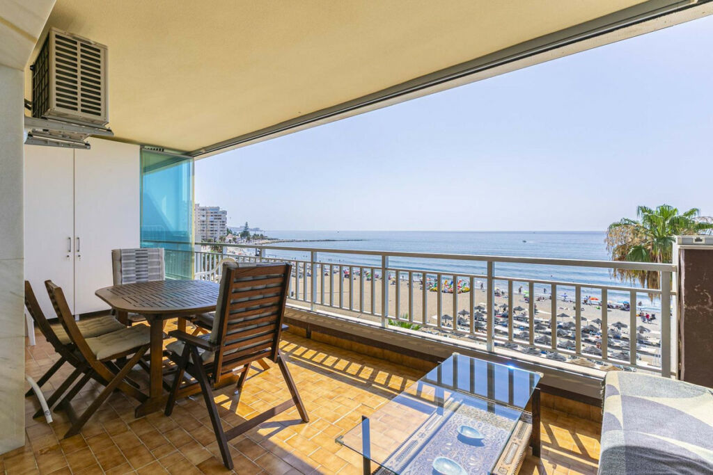 Middle Floor Apartment Fuengirola Málaga - image 17