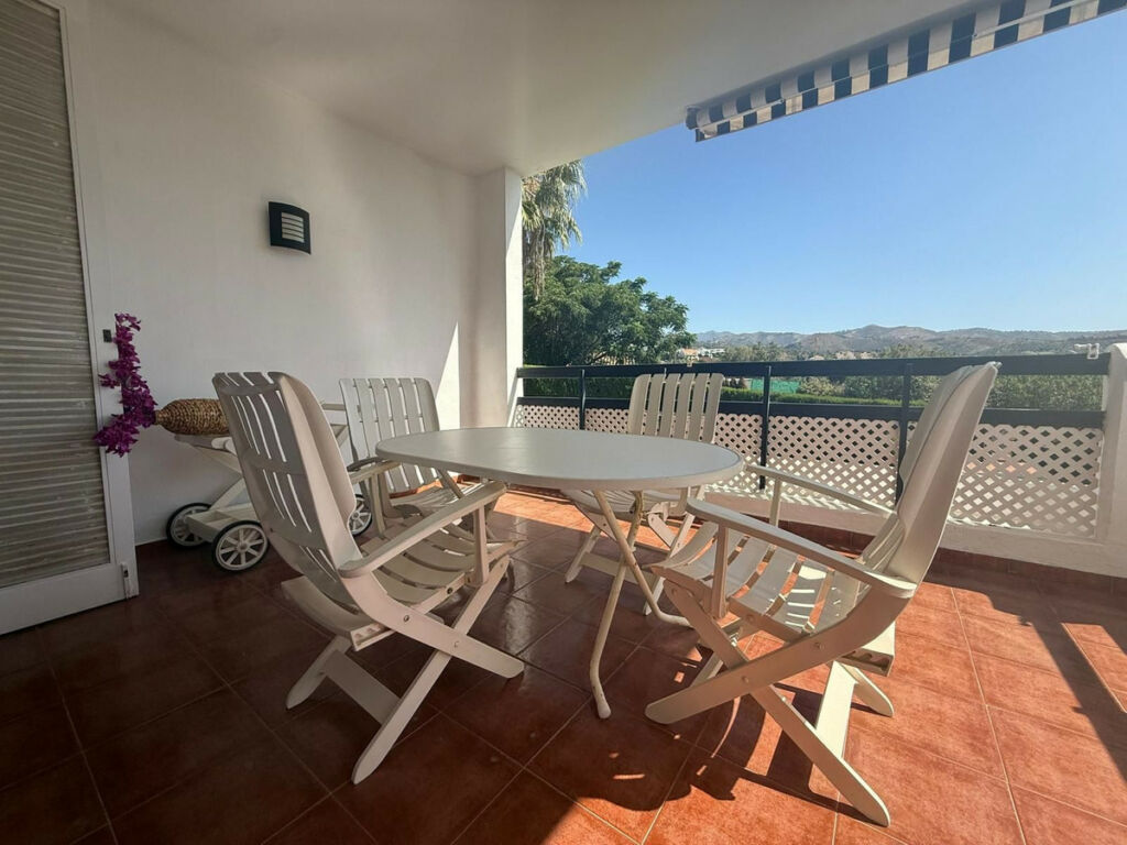 Middle Floor Apartment Los Monteros Málaga - image 17