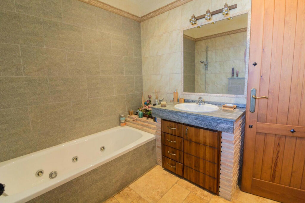 Detached Villa Redován Alicante - image 17
