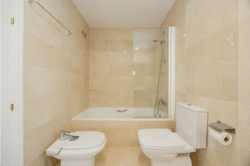 Middle Floor Apartment Los Arqueros Málaga - image 17