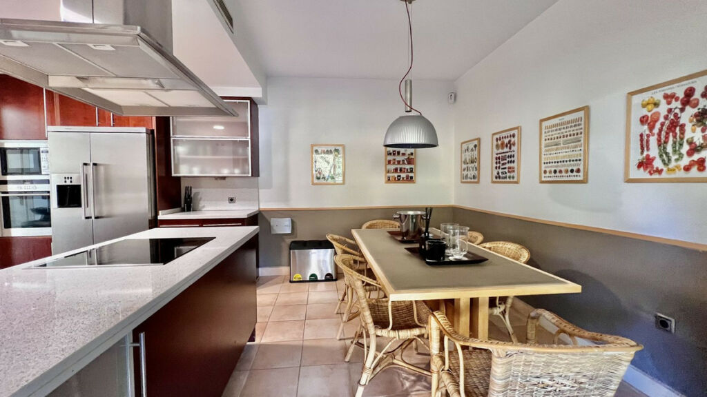 Penthouse Duplex Sierra Blanca Málaga - image 17