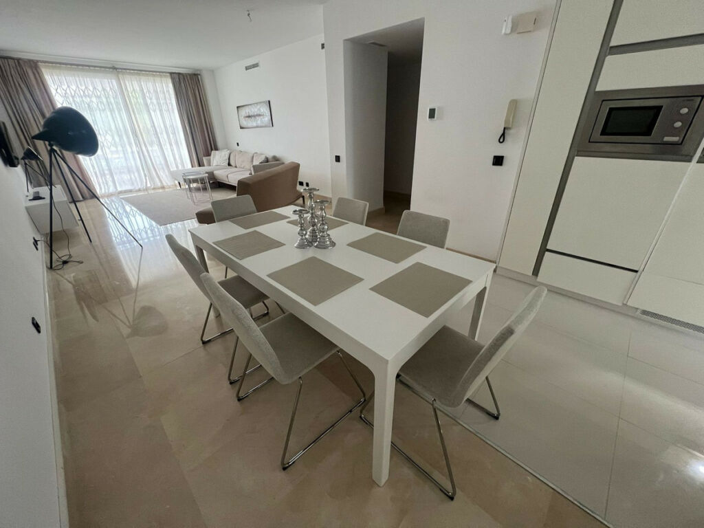 Ground Floor Apartment Nueva Andalucía Málaga - image 17