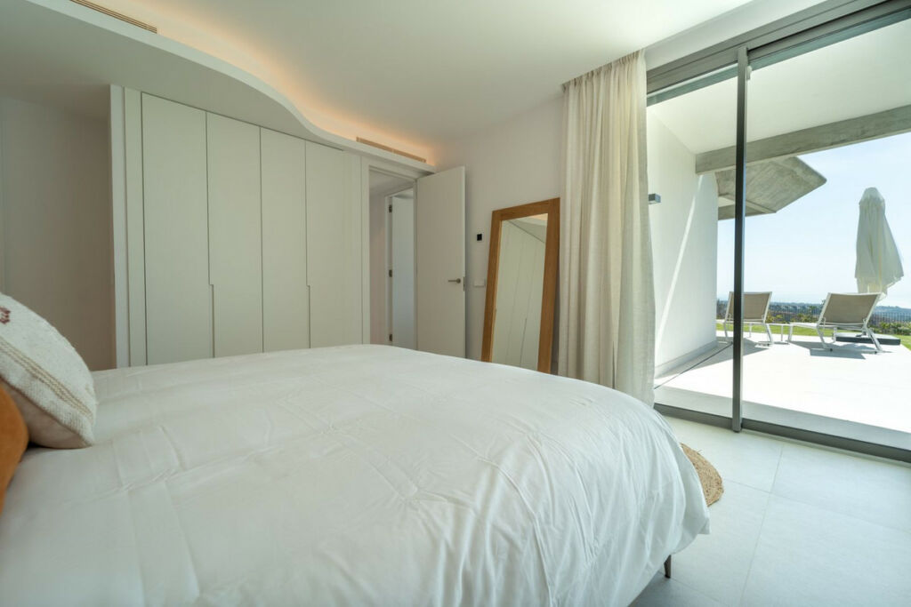 Ground Floor Apartment La Quinta Málaga - image 17