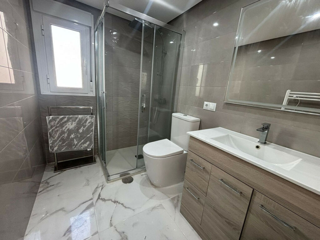 Middle Floor Apartment San Luis de Sabinillas Málaga - image 17