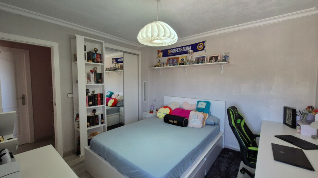 Townhouse Torrevieja Alicante - image 17