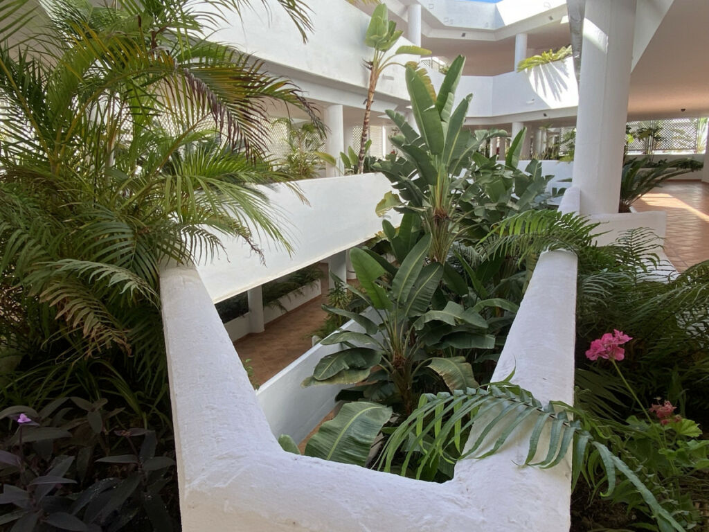Middle Floor Apartment Puerto Banús Málaga - image 17