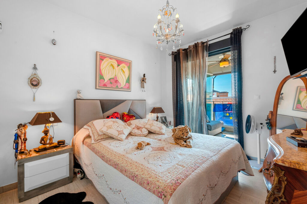 Penthouse La Mata Alicante - image 17