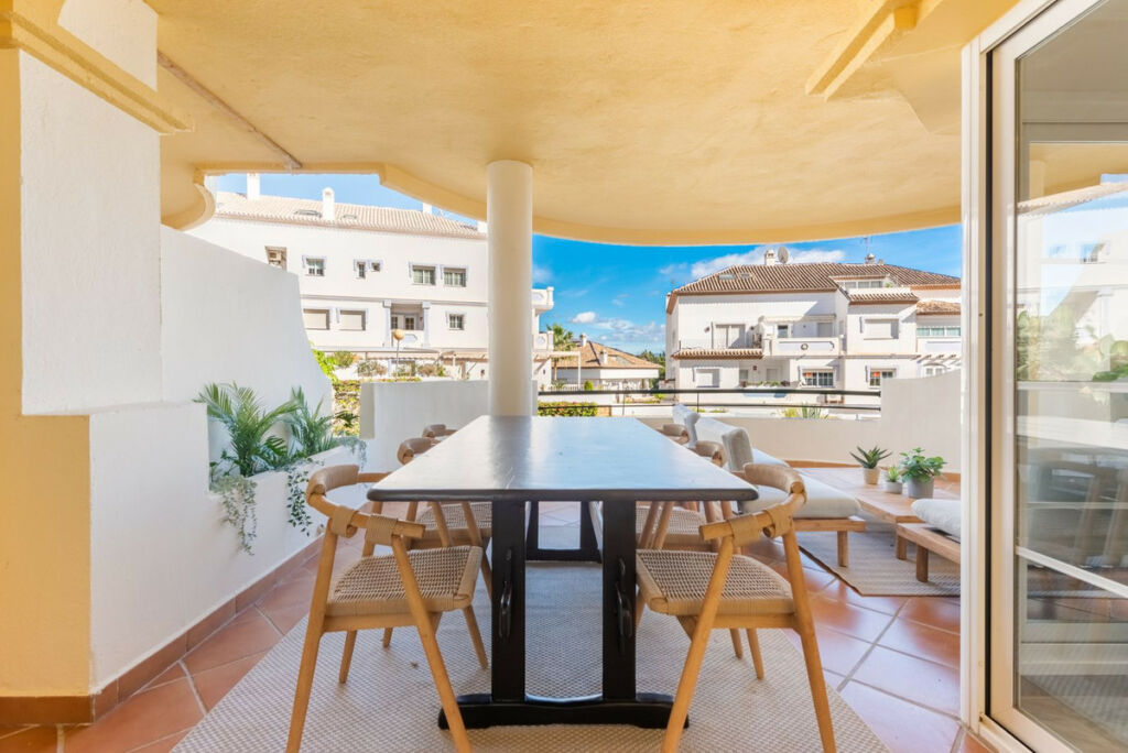 Ground Floor Apartment Nueva Andalucía Málaga - image 17