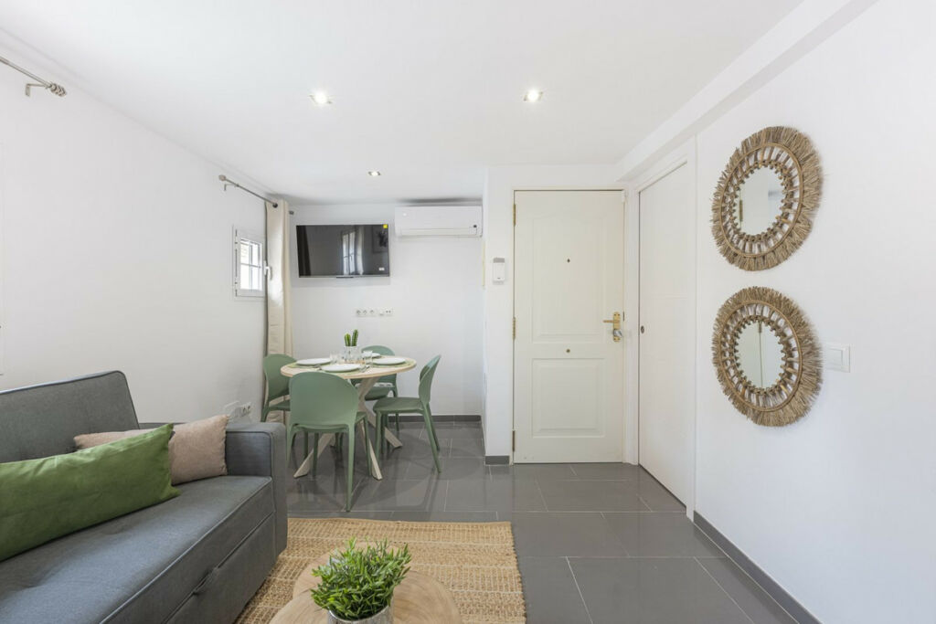 Top Floor Apartment Estepona Málaga - image 17