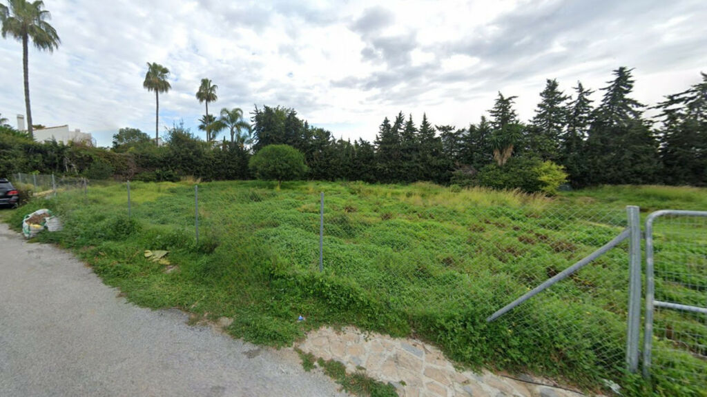 Residential Plot Atalaya Málaga - image 17