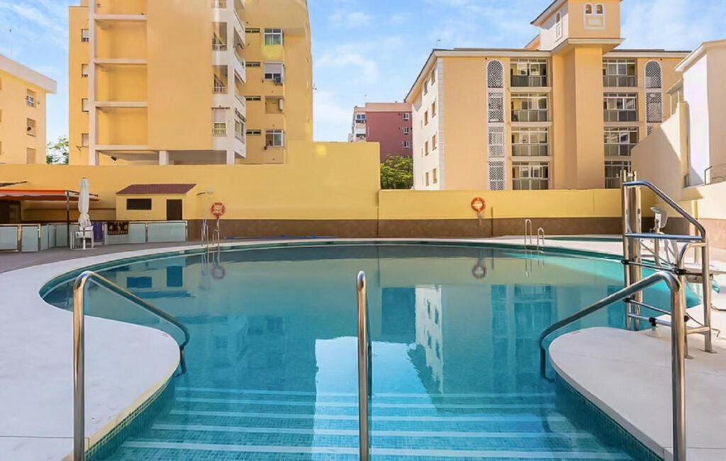 Middle Floor Apartment Torremolinos Málaga - image 17
