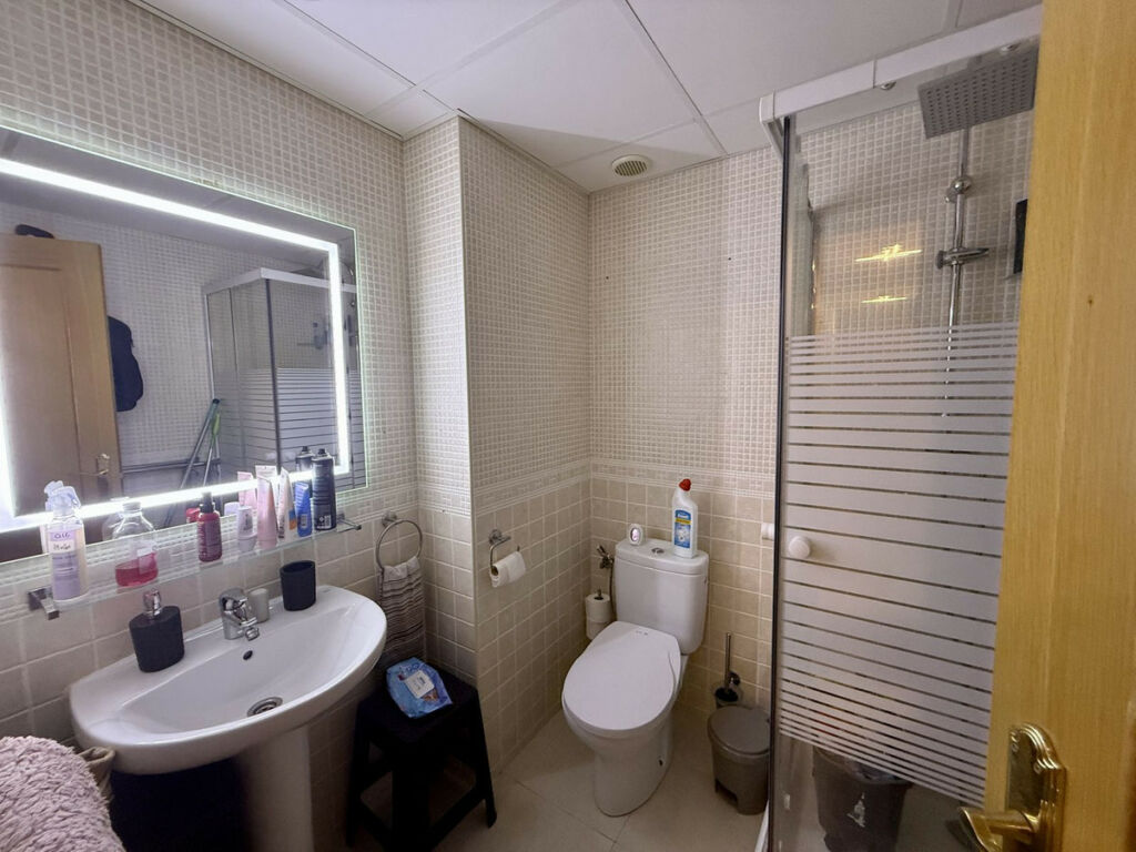 Penthouse Calahonda Málaga - image 17