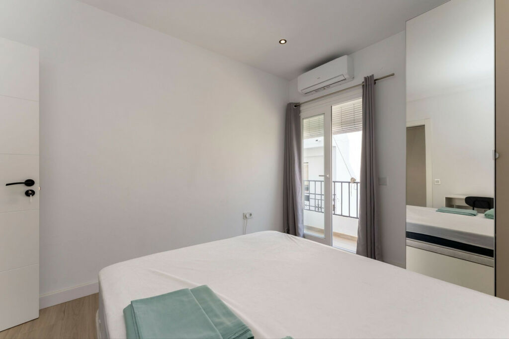 Townhouse Monda Málaga - image 17