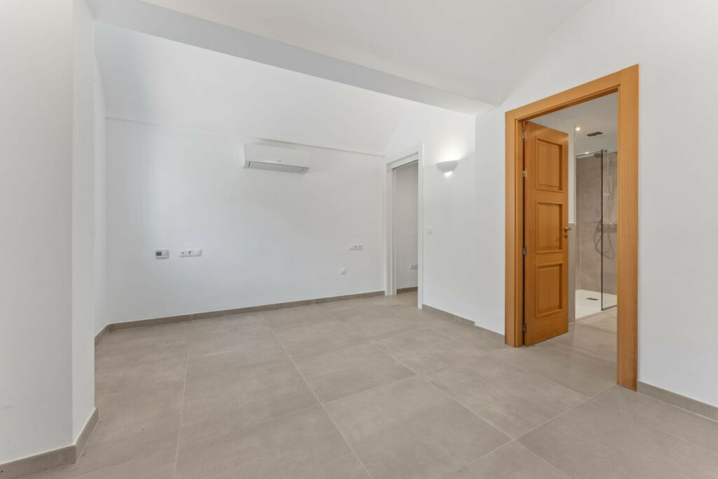 Detached Villa Mijas Málaga - image 17