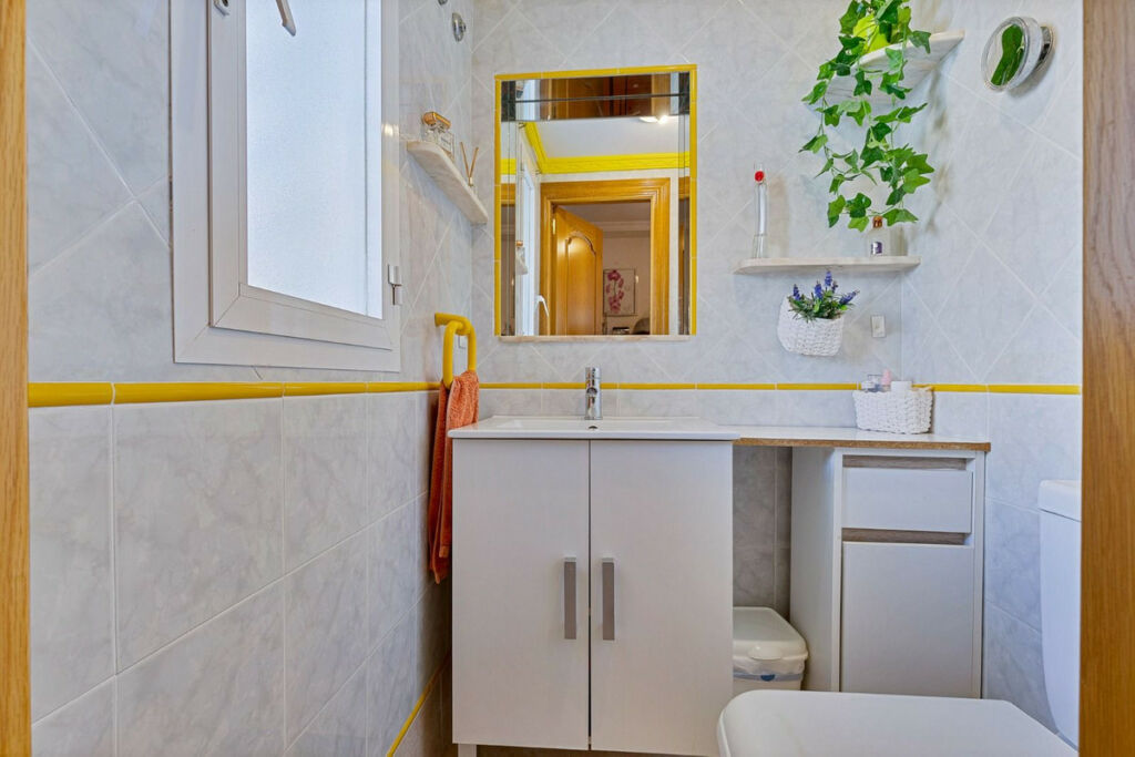 Semi-Detached House Fuengirola Málaga - image 17
