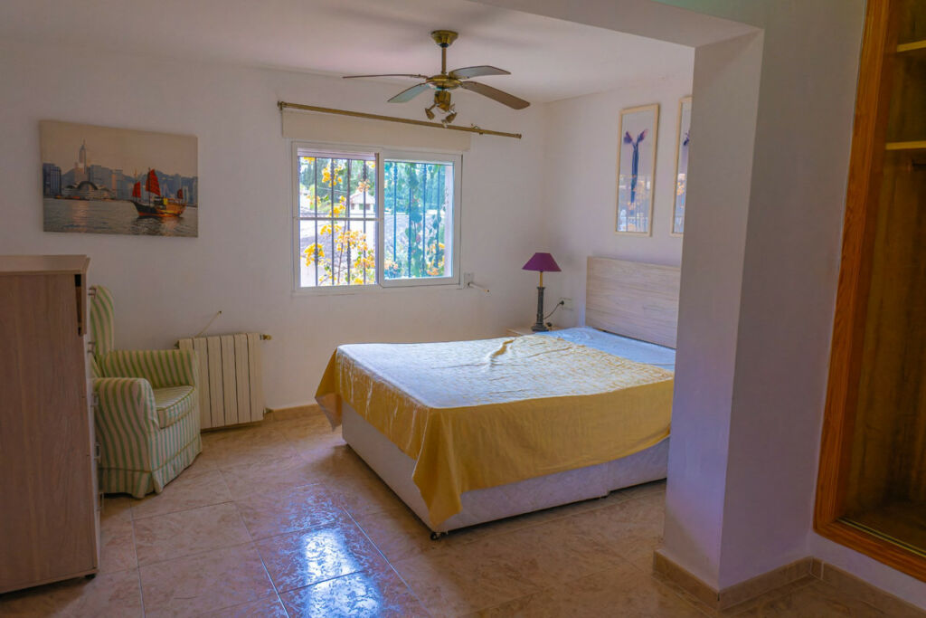 Detached Villa Albir Alicante - image 17