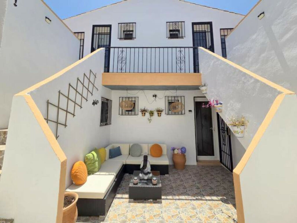 Detached Villa Manilva Málaga - image 18