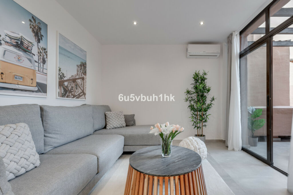 Middle Floor Apartment Estepona Málaga - image 18