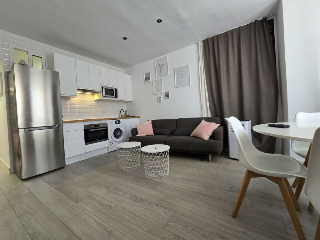 Middle Floor Apartment Fuengirola Málaga - image 18